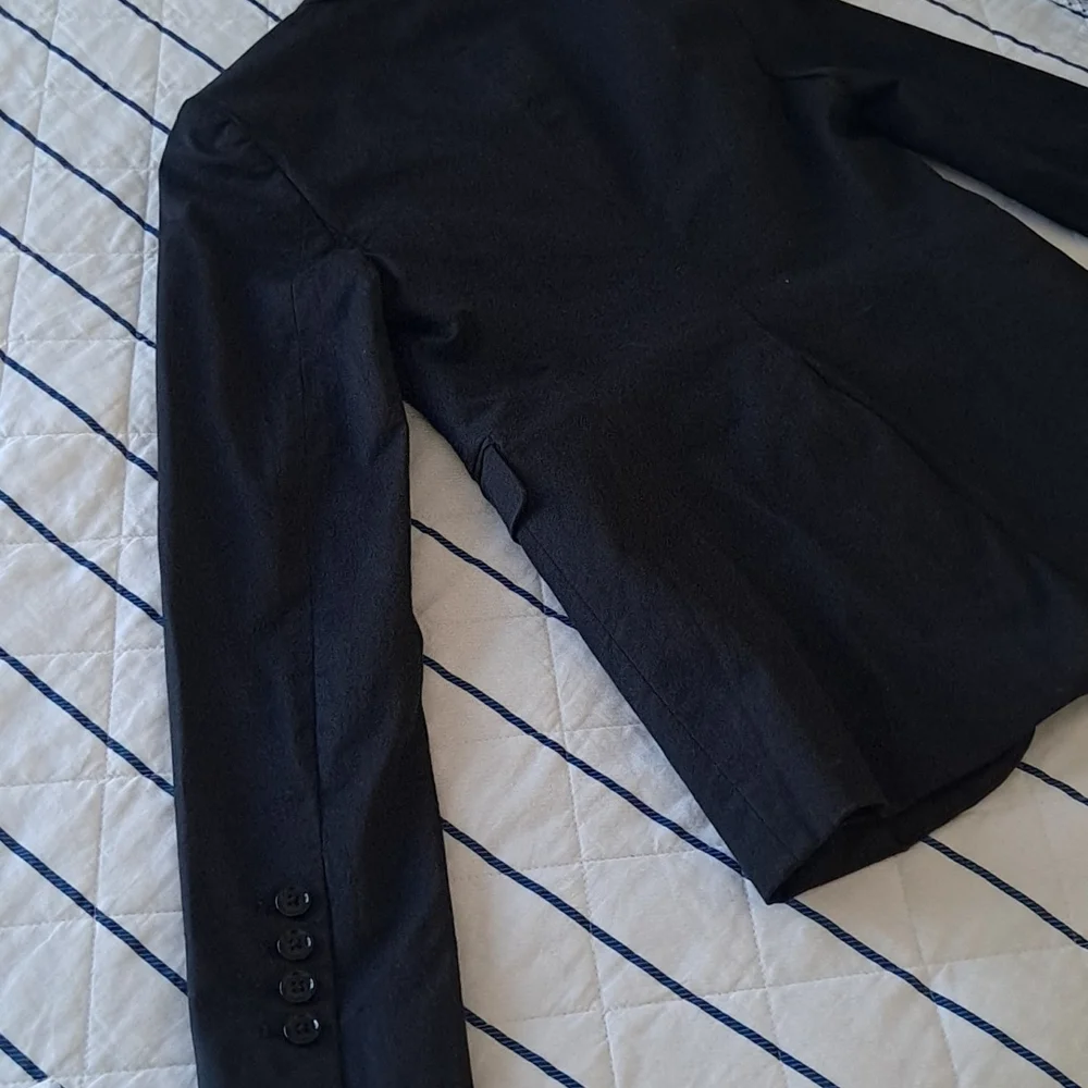 Jacket - Picture 7 of 8